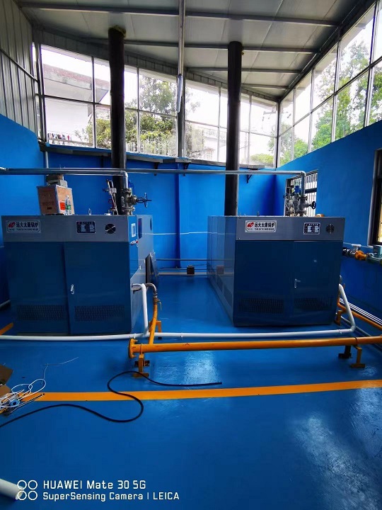 遠(yuǎn)大低氮直流燃油(yóu)氣蒸汽發生器(圖1) 111.jpg